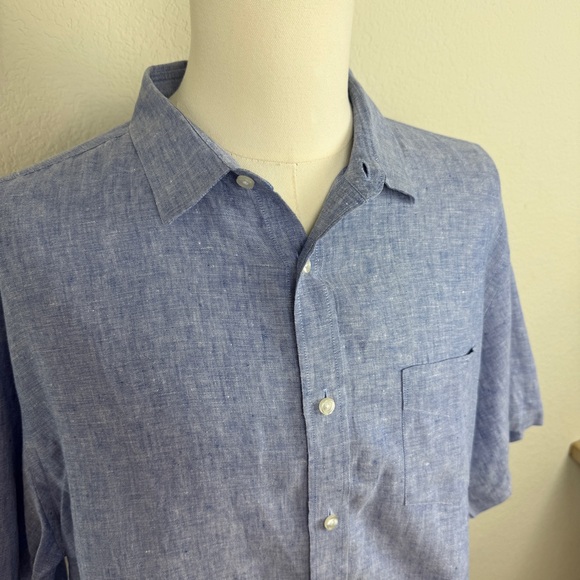 Untuckit - Wrinkle-Resistant Short-Sleeve Linen Valente Shirt | XXL - Picture 3 of 10